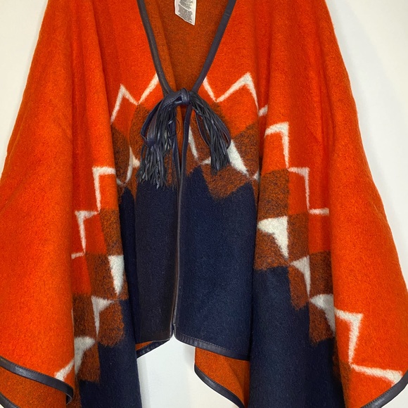BCBGMaxAzria Jackets & Blazers - BCBG vibrant warm Cape